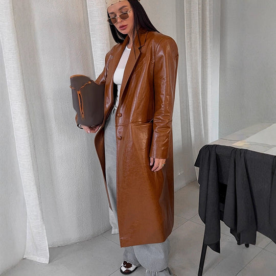 Damen Lang geschnittener Lackleder-Trenchcoat mit Reverskragen und kastiger Oversize-Passform Nord Taschen