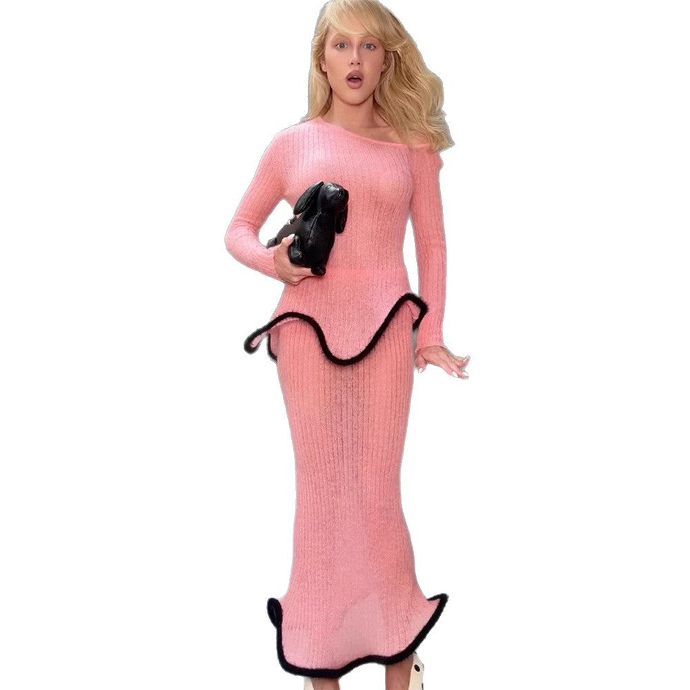 Damen Figurbetontes langes Rippstrick-Kleid mit asymmetrischem Ausschnitt, Volant‑Peplum und kontrastierender Kederkante Nord Taschen