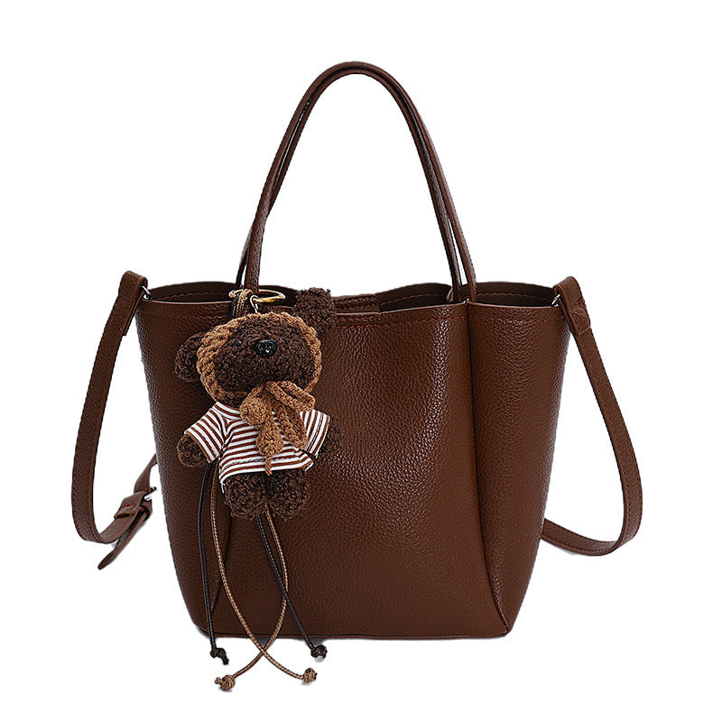 Damen Tragetasche mit niedlichem Teddy-Anhänger Nord Taschen
