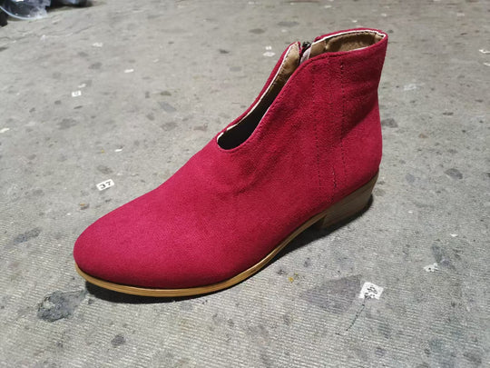 Damen Kurzschaft‑Stiefelette aus Veloursimitat mit V‑Ausschnitt und niedrigem Holzabsatz Nord Taschen
