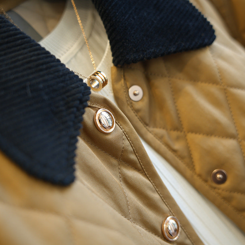 Damen Leichte gesteppte Übergangsjacke mit Cordkragen und Druckknopfleiste Nord Taschen