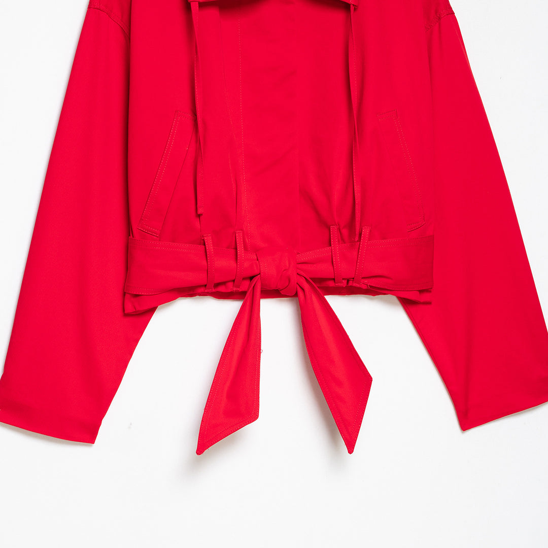 Damen Cropped Übergangsjacke mit Tunnelzugtaillierung, weitem Hemdkragen und Bindegürtel Nord Taschen