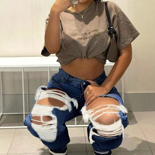 Damen extraweite Destroyed-Denim-Jeans mit großen Knieausbrennungen und hoher Taille Nord Taschen