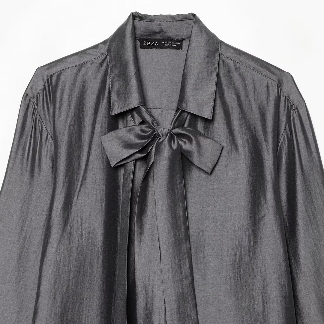 Damen Oversize-Seidenoptik-Bluse mit Schleifenkragen und asymmetrischem Saum Nord Taschen
