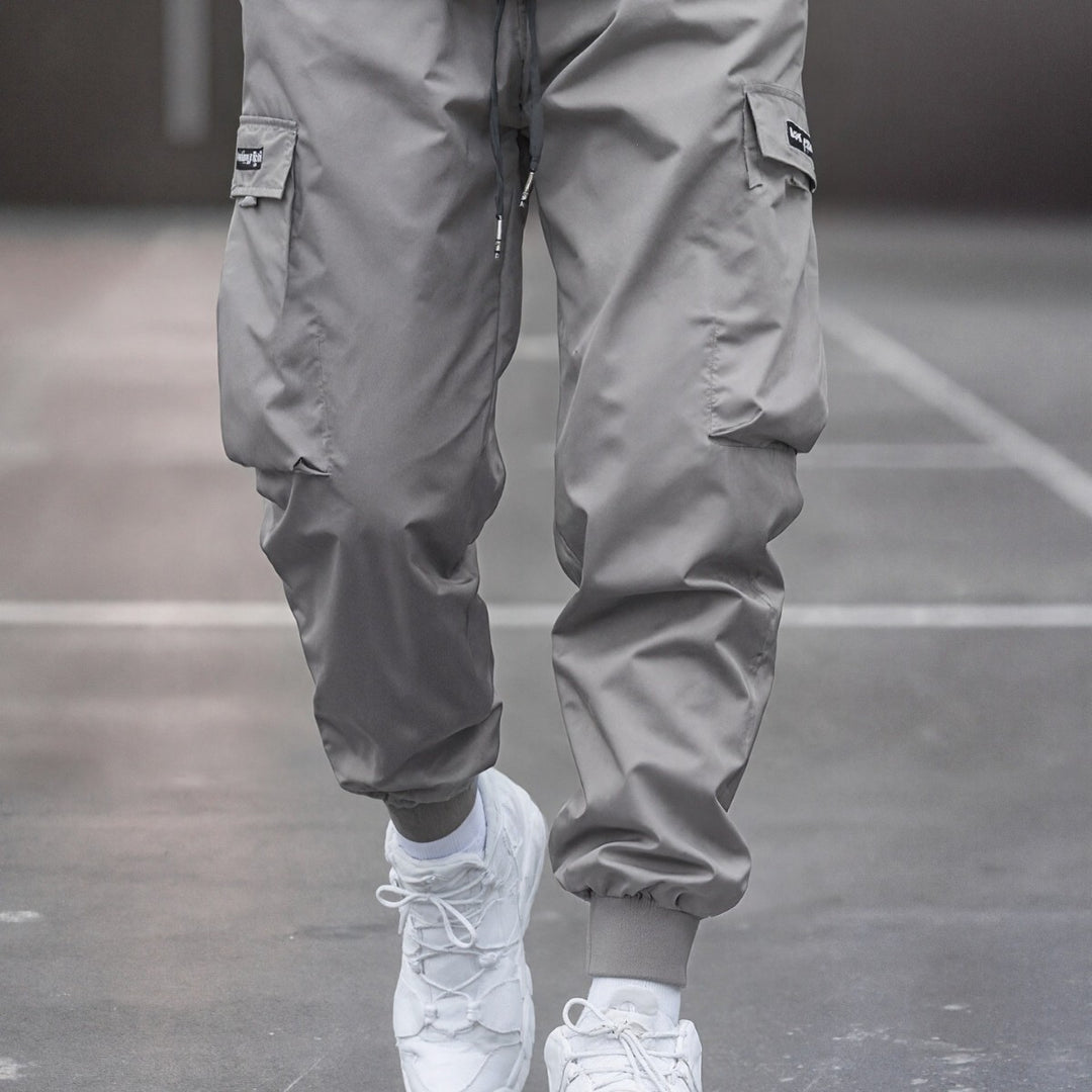 Herren Tapered Cargo-Joggerhose mit elastischem Tunnelzug, verstärkten Klappentaschen & gerippten Knöchelbündchen Nord Taschen