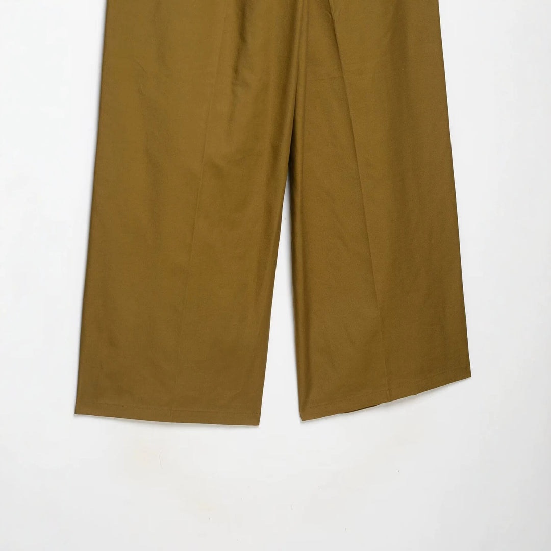 Damen Hochtaillierte weite Bundfaltenhose mit geradem Bein und Eingrifftaschen Nord Taschen