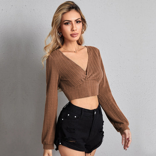 Damen gestricktes Cropped-Wickeltop mit V-Ausschnitt, taillierter Unterbrustnaht und Zopfmuster-Optik Nord Taschen