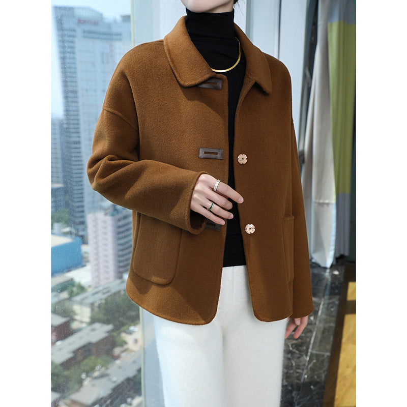 Damen Kurzmantel aus Wollmix mit Hemdkragen, kastiger Silhouette und Eingrifftaschen Nord Taschen