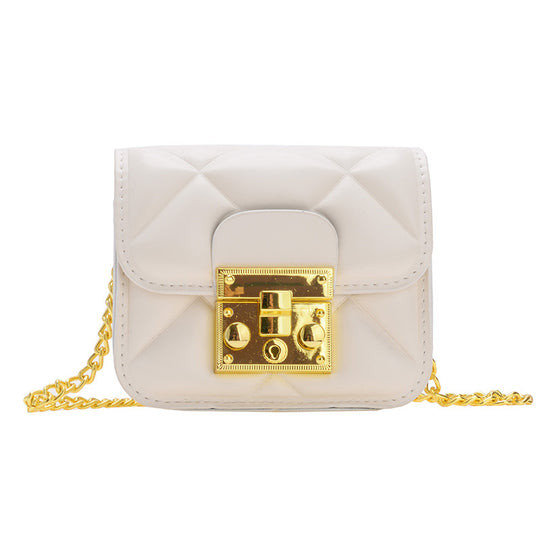 Damen Handtasche mit elegantem Steppmuster und goldenen Akzenten Nord Taschen