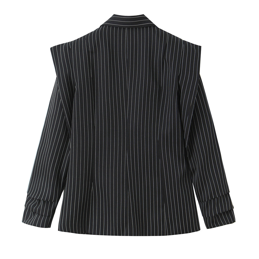 Damen Zweireihiger Oversize-Blazer mit markanten Schulterpolstern und Nadelstreifen Nord Taschen