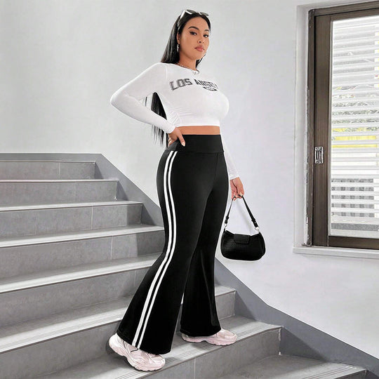 Damen Sportliche Flared Leggings mit elastischem hohen Bund und seitlichen Streifen Nord Taschen
