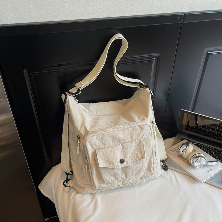 Damen Umhängetasche mit vielseitigen Fächeroptionen und ergonomischem Tragesystem Nord Taschen