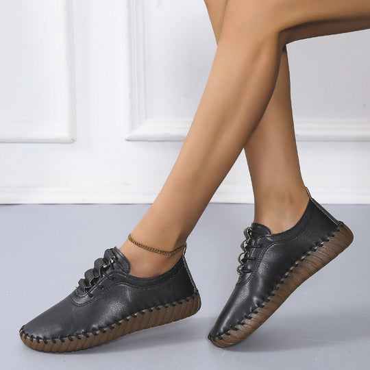Damen Leichter Schnürschuh mit handgenähter Ziernaht und profilierter Gummisohle Nord Taschen