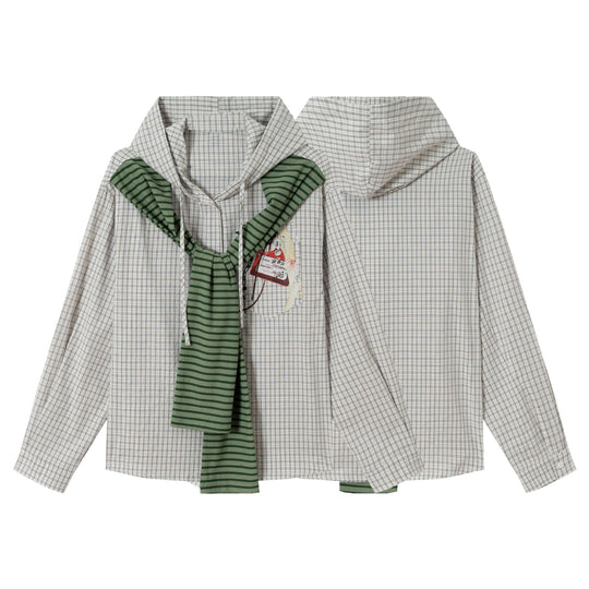Damen Oversize Hemdjacke mit Kapuze, angenähtem Strickschal und Brustpatch Nord Taschen