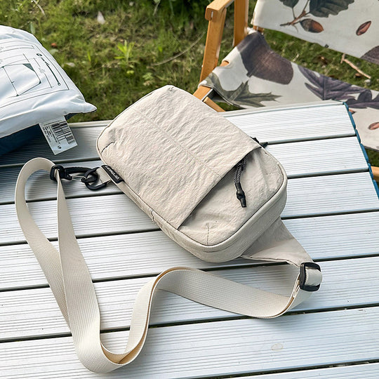 Damen Umhängetasche mit minimalistischem Design und praktischem Fächerlayout Nord Taschen