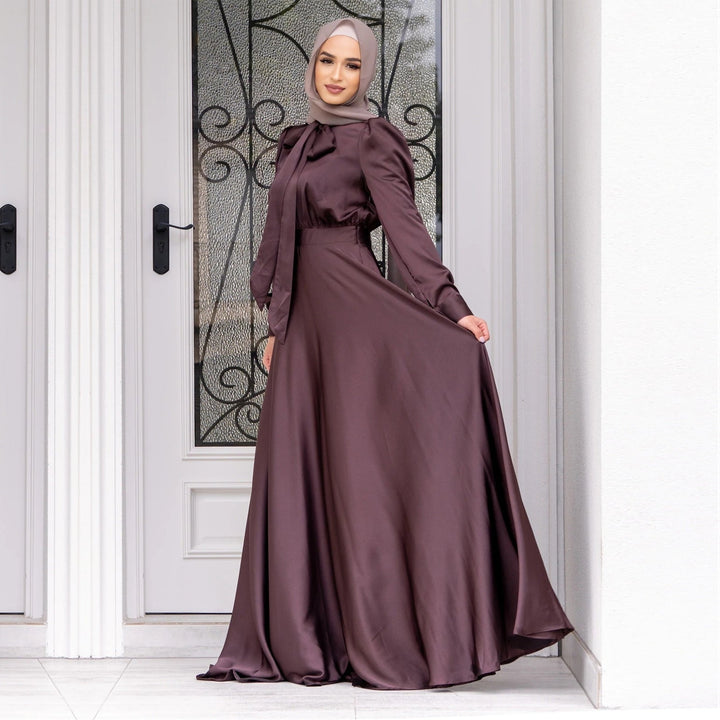 Damen Maxi-Kleid mit fließenden Ärmeln und elegantem Taillengürtel
