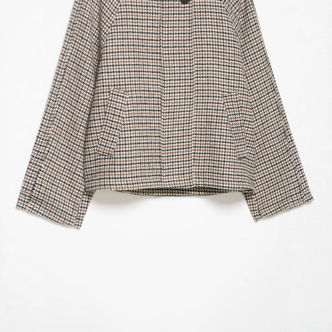 Damen Kurzgeschnittene Bouclé-Jacke mit hohem Stehkragen und Raglanärmeln Nord Taschen