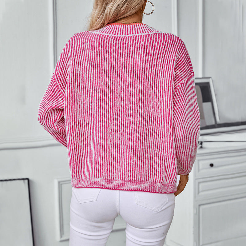 Damen Strickpullover mit V-Ausschnitt und gestreiftem Design Nord Taschen