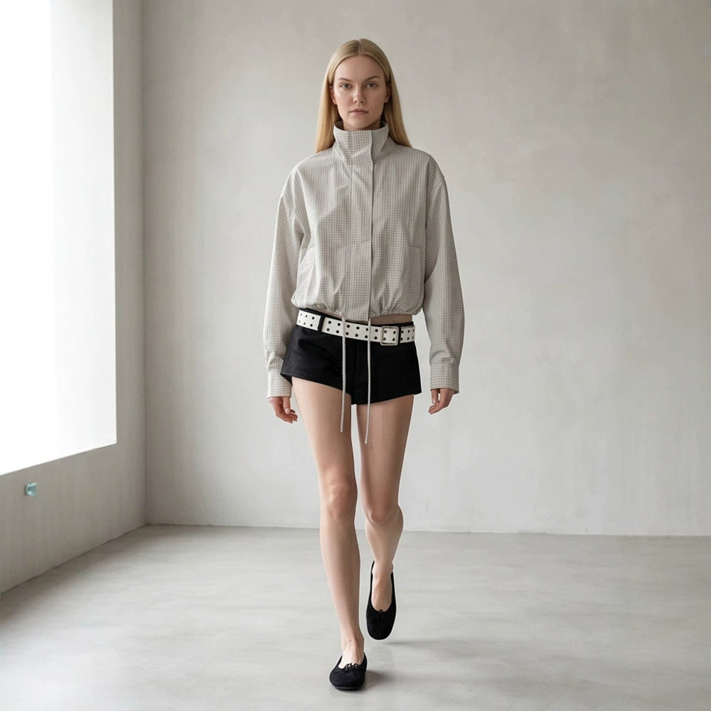 Damen Kurz geschnittene leichte Übergangsjacke mit Stehkragen und elastischem Saum Nord Taschen