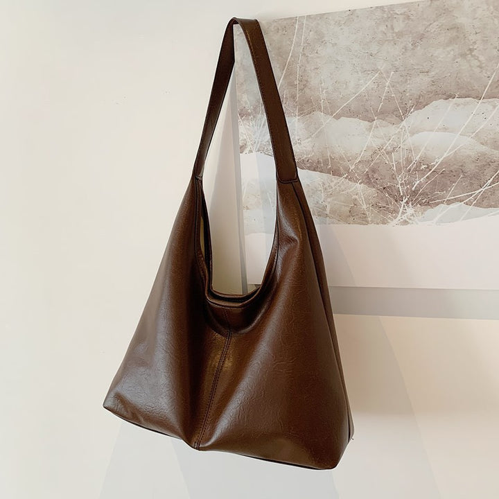 Damen geräumige Ledertasche mit weichem Griff Nord Taschen