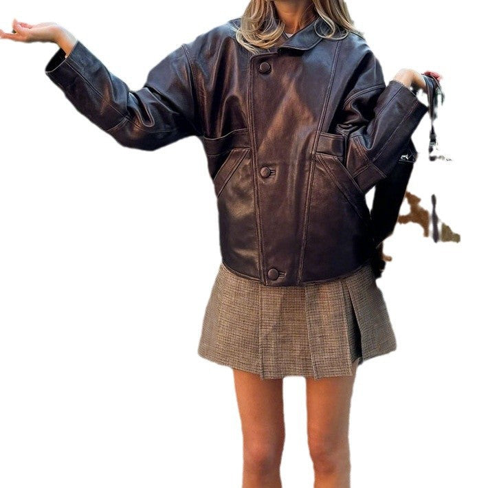 Damen Kurz geschnittene Oversize-Lederjacke mit Rundkragen und Pattentaschen Nord Taschen