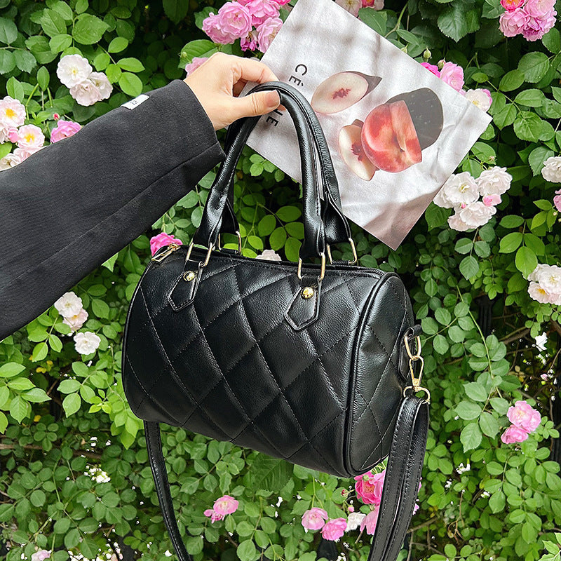 Damen elegante Handtasche im modernen Steppdesign Nord Taschen