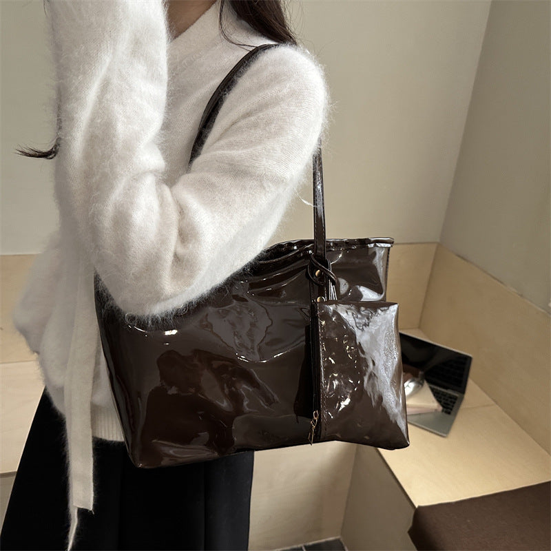 Damen elegante Lackleder-Tote mit abnehmbarem Innenfach Nord Taschen