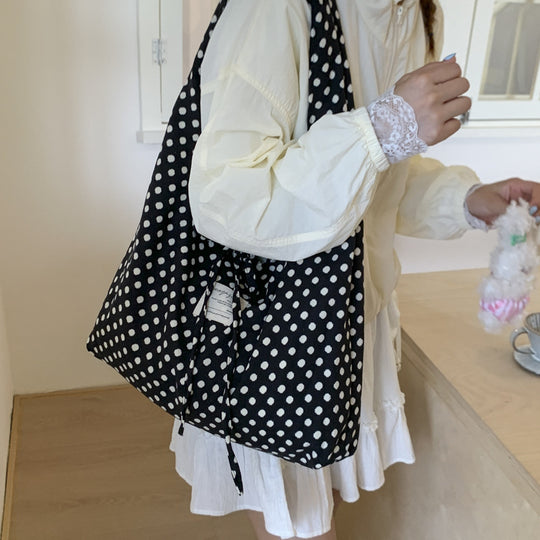 Damen Hobo-Tasche mit verspieltem Punktedesign und praktischem Kordelzug Nord Taschen