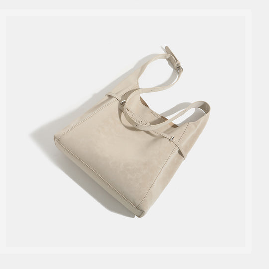 Damen Hobo-Tasche aus hochwertigem, geschmeidigem Kunstleder mit dekorativer Zugbandverzierung Nord Taschen