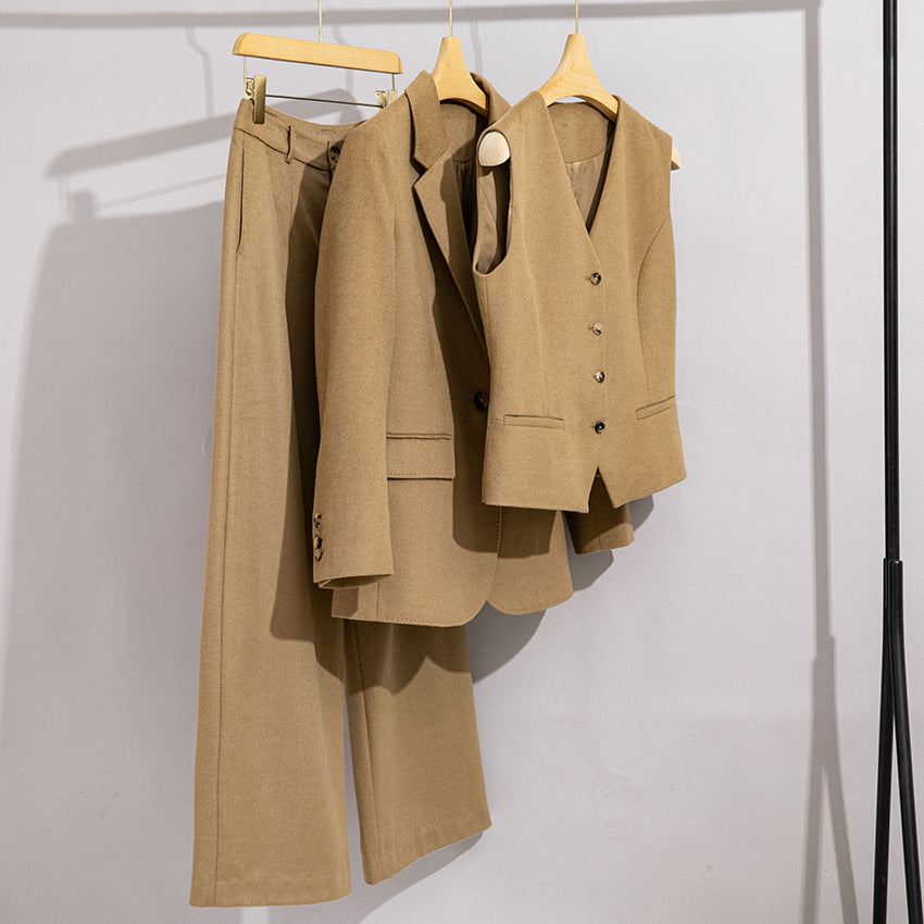 Damen Lang geschnittener Wollmix-Blazer mit Ein-Knopf-Verschluss und Pattentaschen Nord Taschen