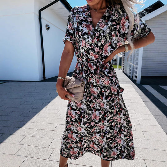 Damen Wickelkleid mit floralem Muster und Taillengürtel