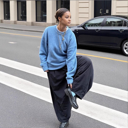 Damen Flauschiger Boxy Strickpullover aus Alpaka-Mix mit weitem Rundhalsausschnitt Nord Taschen