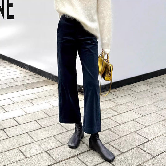 Damen Hochtaillierte Samt-Culotte mit weitem Bein und dezenten Eingrifftaschen Nord Taschen