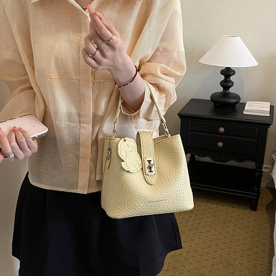 Damen Handtasche aus edlem Kunstleder mit strukturiertem Mehrzweck-Design Nord Taschen