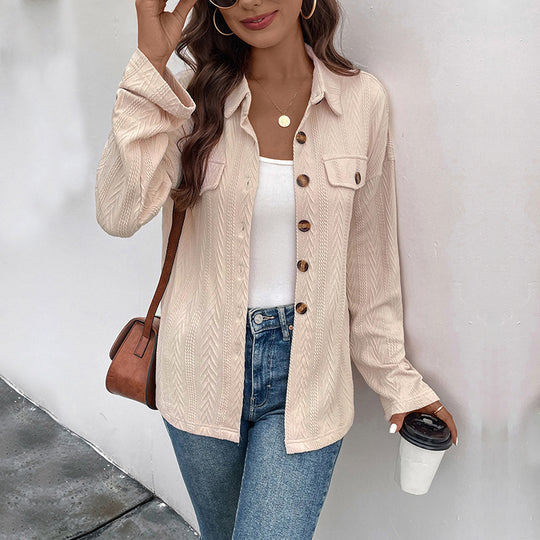 Damen Texturierte Overshirt‑Jacke mit Zickzack‑Struktur, Brusttaschen und lockerem Schnitt Nord Taschen