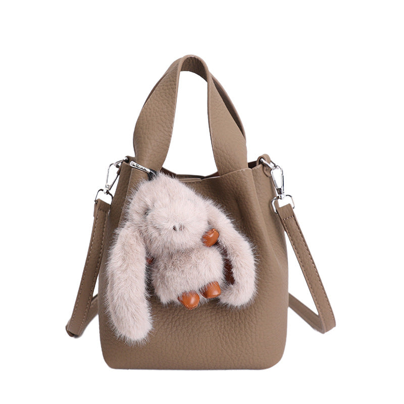Damen Mini-Handtasche mit abnehmbarem Plüschanhänger Nord Taschen