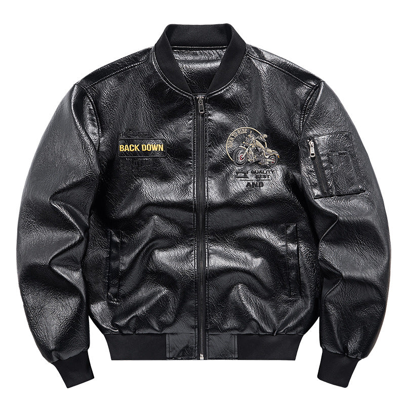 Herren Kunstleder‑Bomberjacke mit wärmender Fleece‑Innenfütterung, Motorrad‑Stickerei und Ärmeltasche Nord Taschen