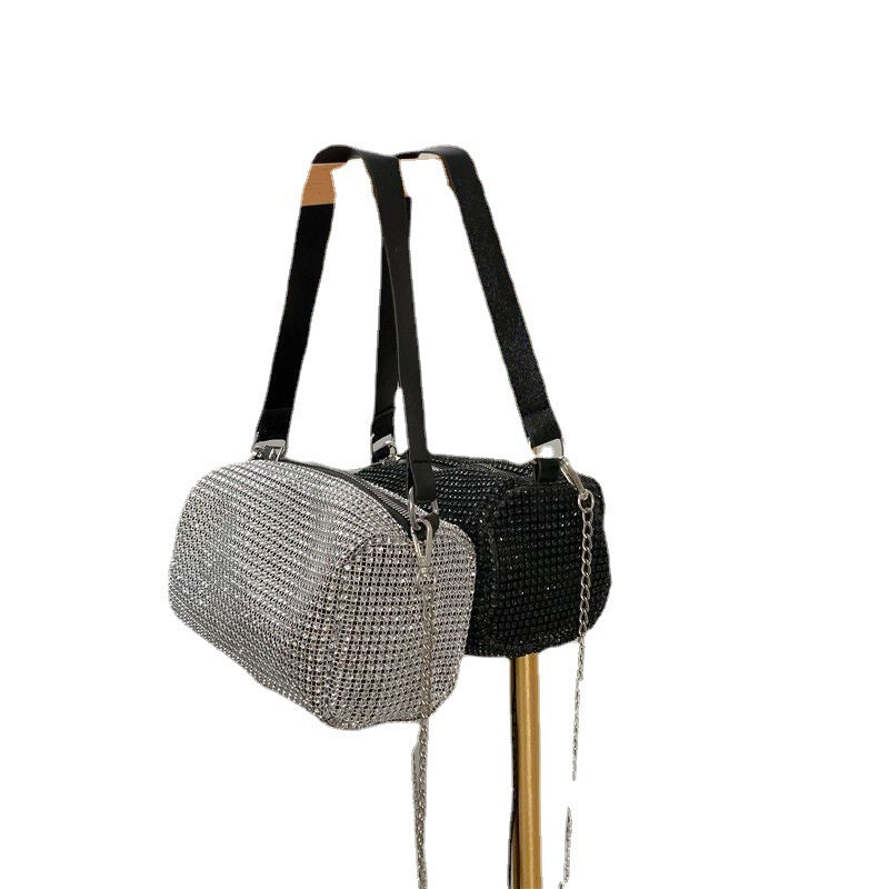 Damen Glamouröse Abendtasche mit funkelnden Strasssteinen Nord Taschen