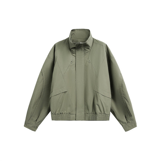 Unisex Kurzblouson im minimalistischen Tech‑Stoff mit Funnelkragen und verdeckter Frontblende Nord Taschen