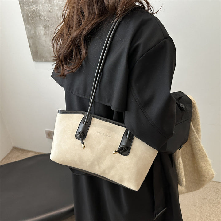 Damen Handtasche im minimalistischen Design mit edlen Akzenten Nord Taschen