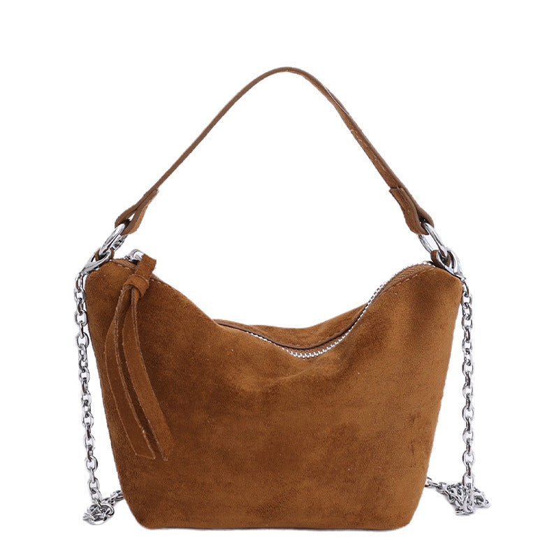 Damen Veloursleder Hobo-Tasche mit dekorativem Kettenhenkel Nord Taschen