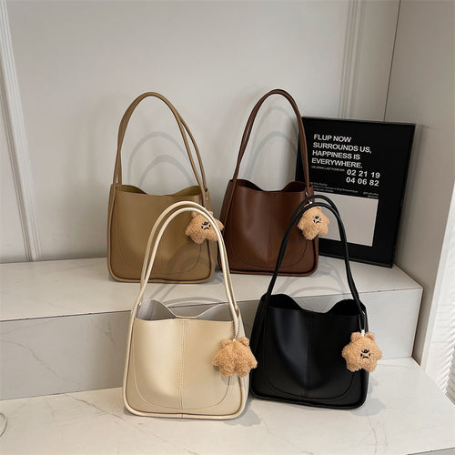 Damen modische Tragetasche mit stilvollen akzentuierten Details Nord Taschen