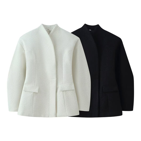 Damen Bouclé-Kurzjacke mit kastiger Silhouette, verdeckter Druckknopfleiste und Pattentaschen Nord Taschen