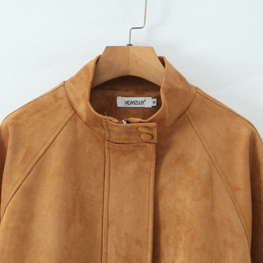 Damen Kurzjacke aus Wildleder mit Stehkragen, verdecktem Reißverschluss und Tunnelzug Nord Taschen