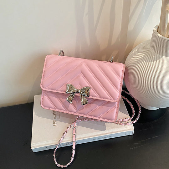 Damen Designer-Handtasche mit strukturiertem Karomuster und stilvollem Kettenverschluss Nord Taschen