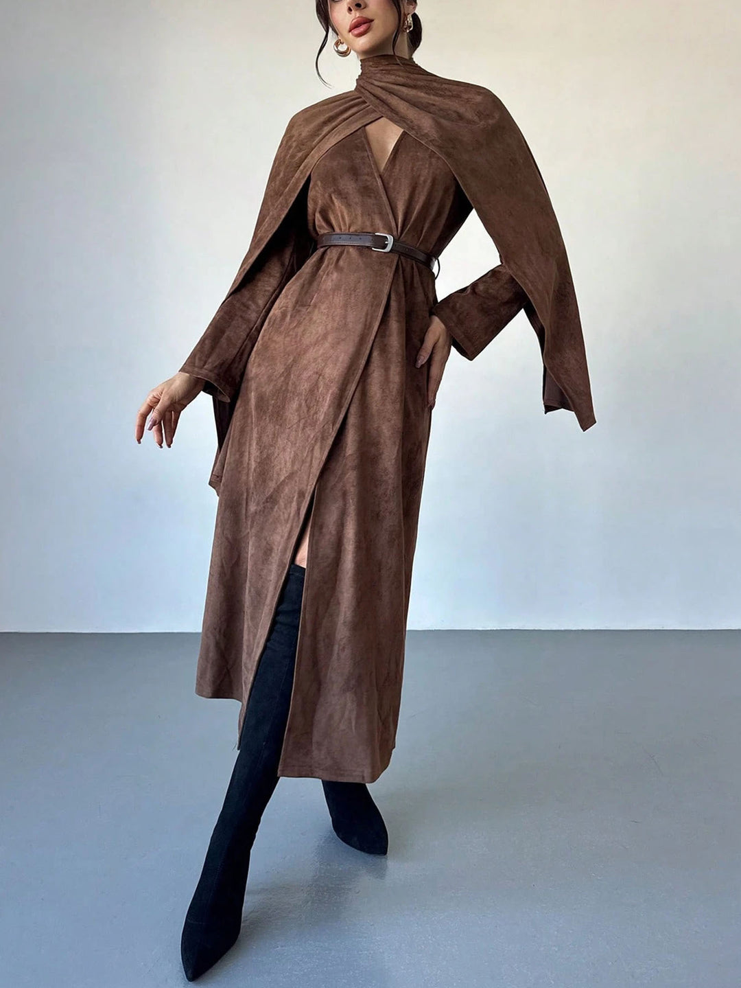 Damen Mantel mit Cape-Overlay und Wickelkragen aus Velourslederoptik Nord Taschen
