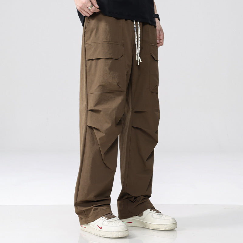 Herren Oversize-Cargohose aus leichtem Funktionsstoff mit Kordelzugbund und Mehrfachtaschen Nord Taschen