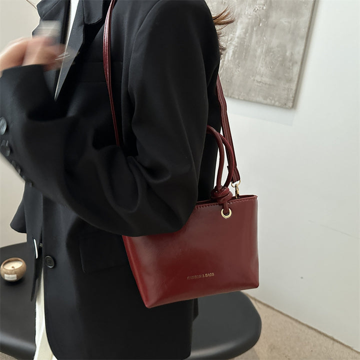 Damen elegante Handtasche mit verstellbarem Tragriemen Nord Taschen