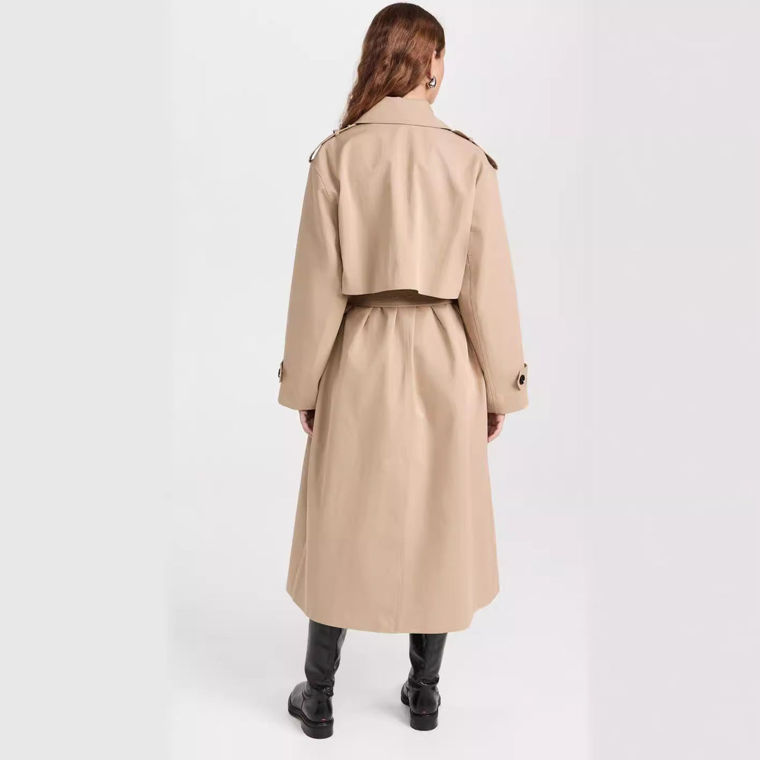 Damen Langer Trenchcoat aus Baumwollmix mit doppelreihiger Knopfleiste, Taillengürtel und Schulterklappen Nord Taschen
