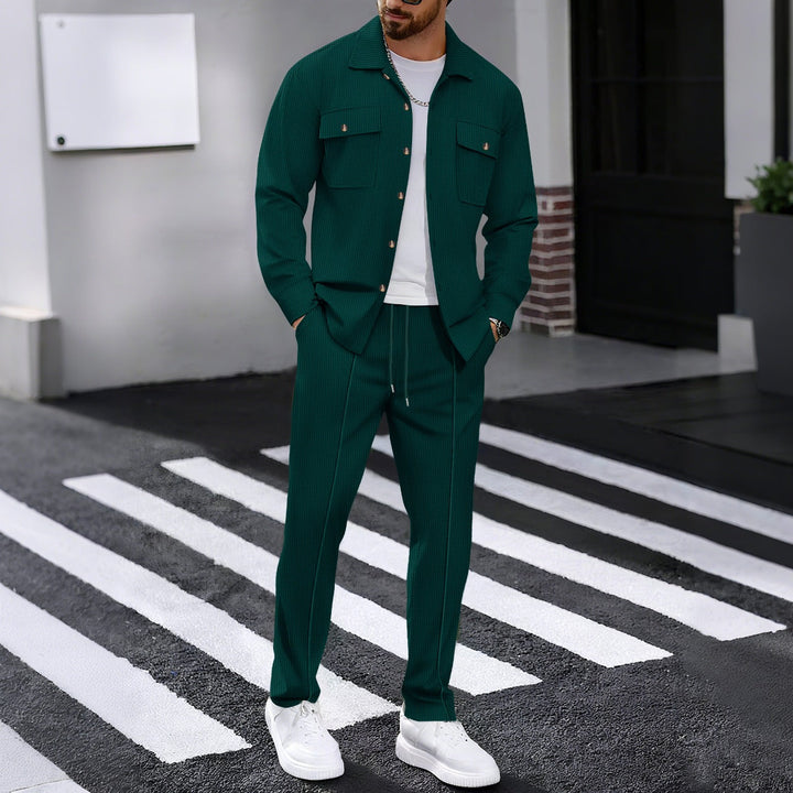 Herren modisches Freizeit-Set mit strukturierter Jacke und bequemen Hosen